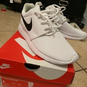 Nike Shoes - nike rosie one Nike Shoes - nike rosie one